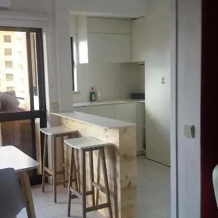 Bcozy Apartment 5Th Floor
